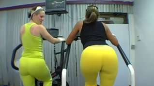 Online film Large Nifty Moist Butts At The Gym