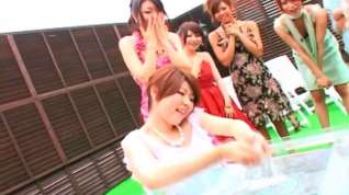 Online film Japanese gals lotion pool