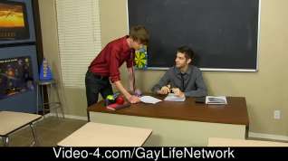 Online film Elijah White & Max Morgan - The Students May Be Idiots... but the Sex is Hawt!