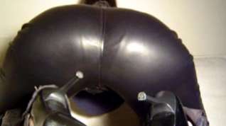 Online film Her ass looks amazing in fetish latex pants