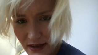 Online film Blond woman shoejob