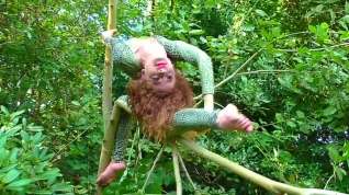 Free online porn Acrobatics Hidden In The Forest - Watch4Fetish
